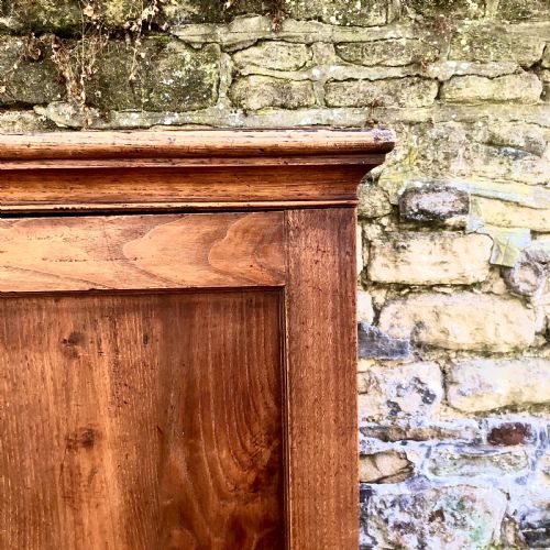 A SMALL LATE 18TH CHANNEL ISLANDS WARDROBE - ADDITIONAL PHOTO 2