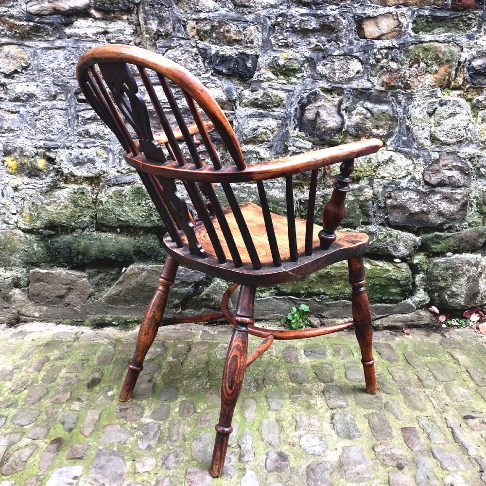 An early 19th century Windsor chair  View V
