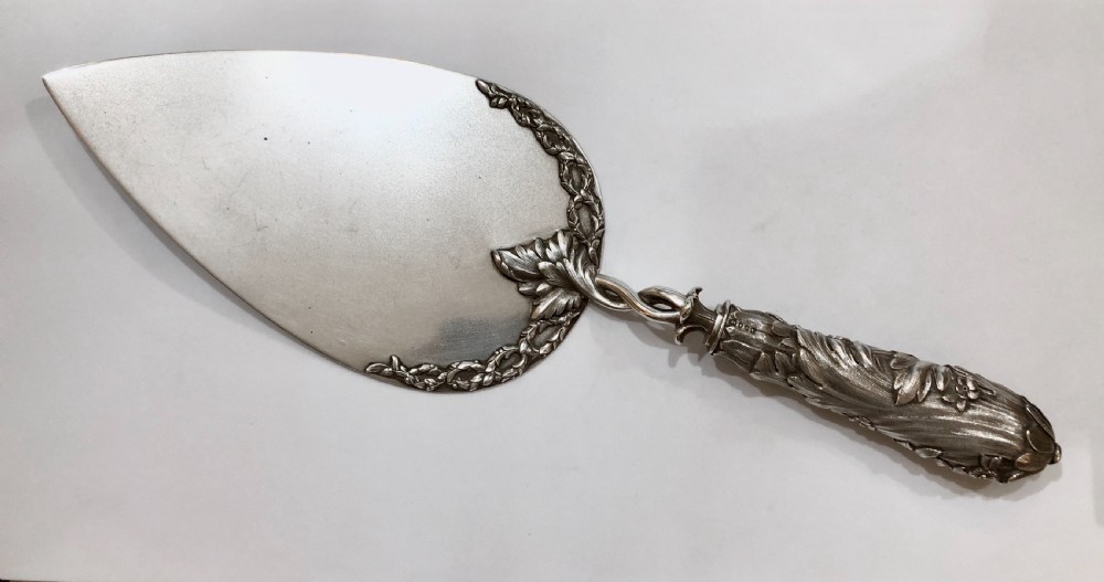 A fine Victorian silver presentation trowel or cake slice