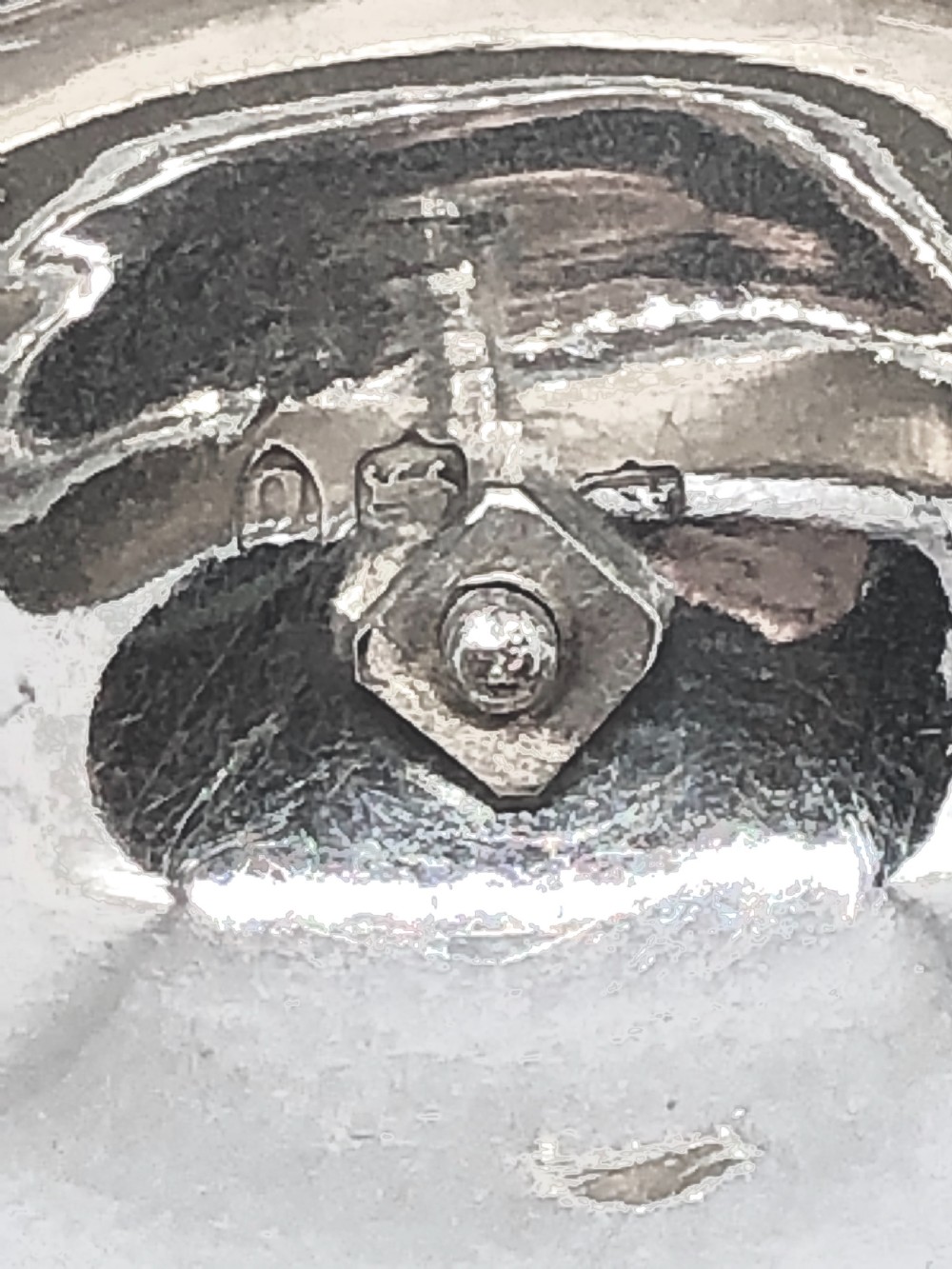 A late Victorian silver tea caddy  View VII