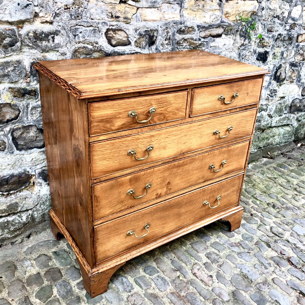 A George III oak chest of drawers  View IV