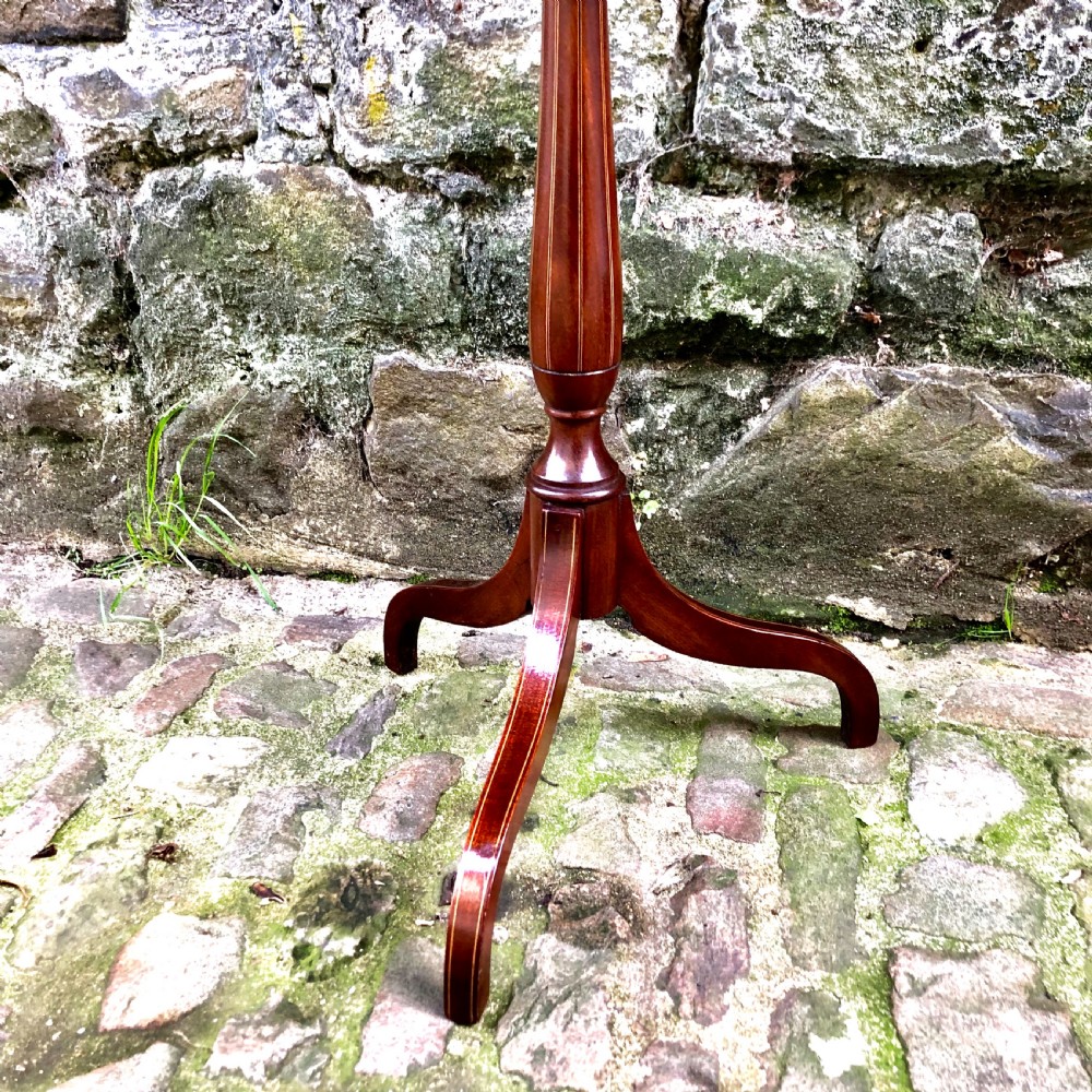 A late 19th century mahogany wine table  View III