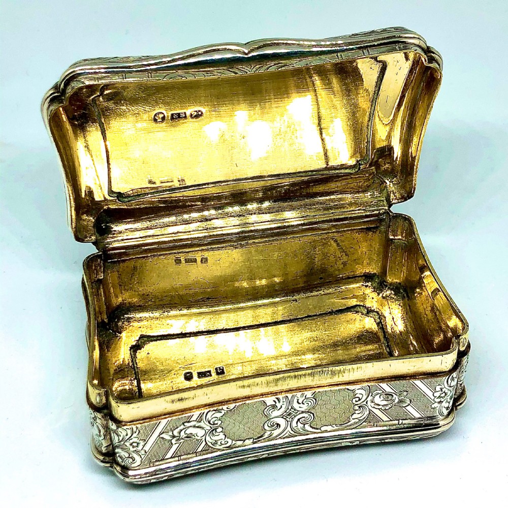 A fine early Victorian silver presentation snuffbox  View IV
