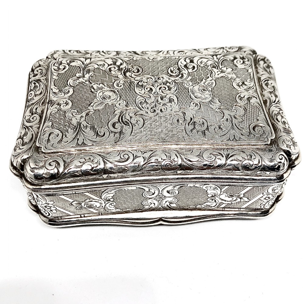 A fine early Victorian silver presentation snuffbox  View VIII