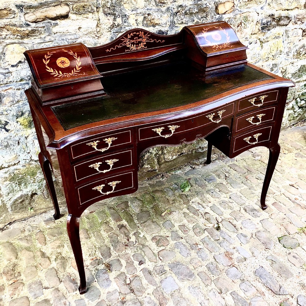 A fine late 19th century mahogany writing table desk View IV