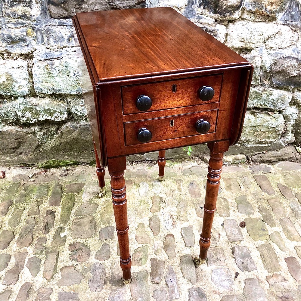 A Regency mahogany Pembroke or side table 