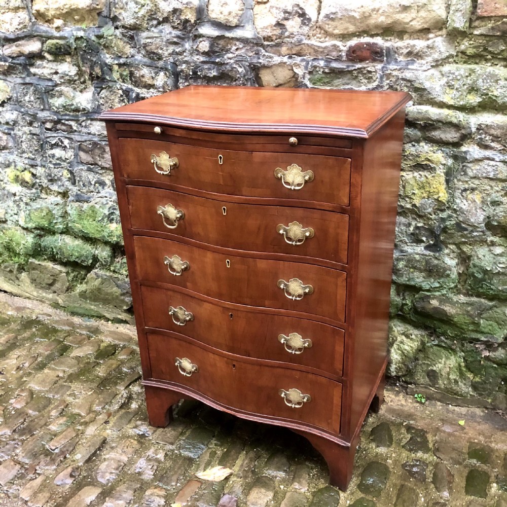 An Edwardian mahogany chest of drawers  View III