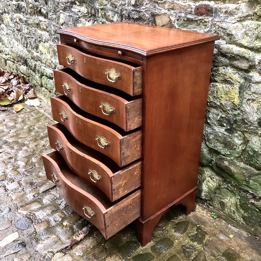 An Edwardian mahogany chest of drawers  View V