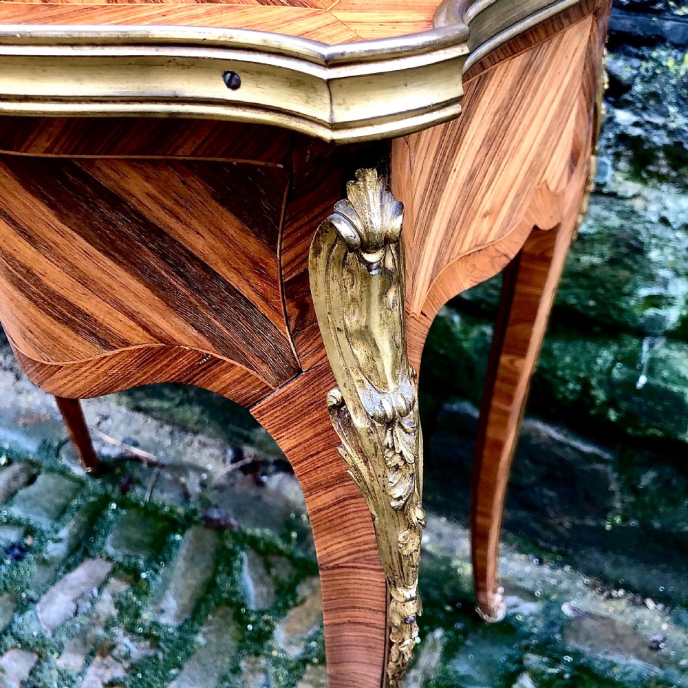 A fine Louis XV style kingwood side table  View XI