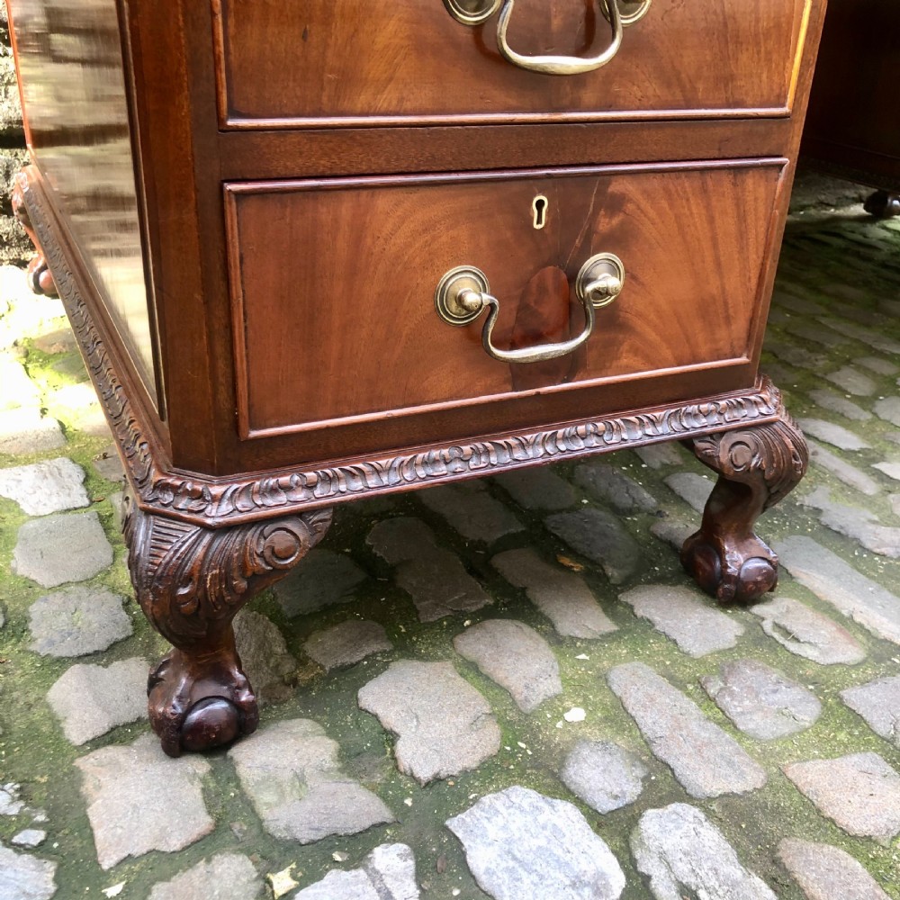 A large Edwardian freestanding mahogany pedestal desk  View VIII