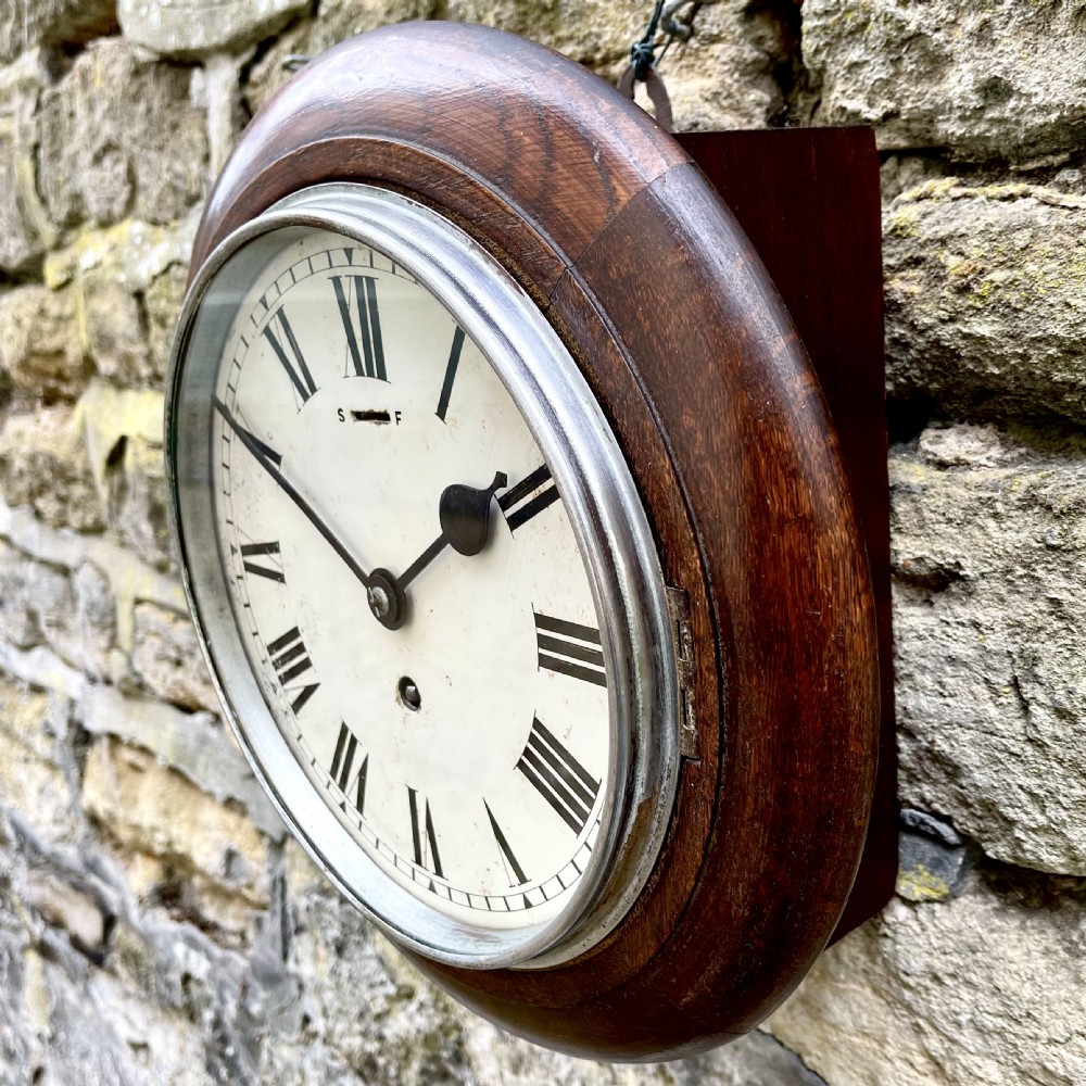 A small early 20th century wall clock View III