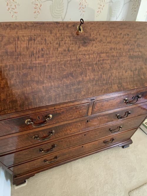 GEORGIAN MAHOGANY BUREAU - ADDITIONAL PHOTO 6
