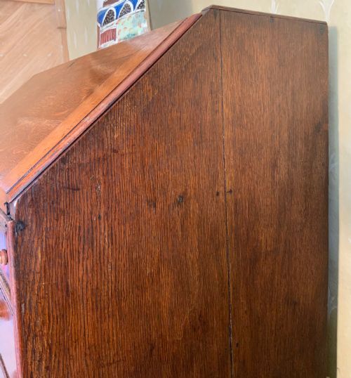 GEORGIAN OAK BUREAU OF SMALL PROPORTIONS - ADDITIONAL PHOTO 8