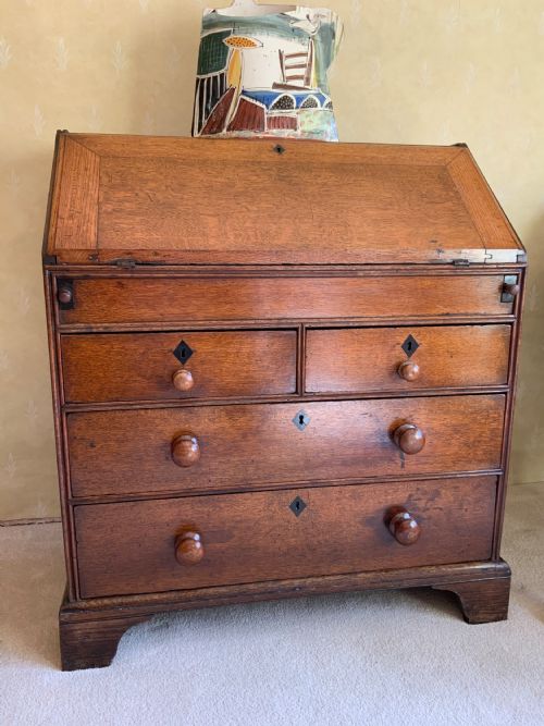 GEORGIAN OAK BUREAU OF SMALL PROPORTIONS - ADDITIONAL PHOTO 7