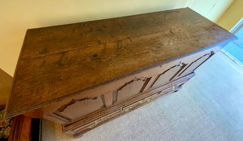 A GEORGIAN OAK FIELDED PANEL CHEST - ADDITIONAL PHOTO 7