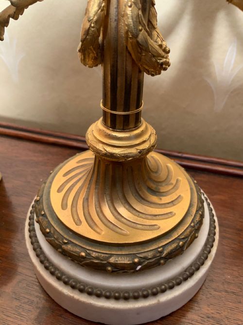 A PAIR 19TH CENTURY ORMOLU TABLE LAMPS - ADDITIONAL PHOTO 7