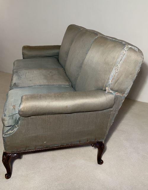 VICTORIAN MAHOGANY UPHOLSTERED SETTEE - ADDITIONAL PHOTO 7