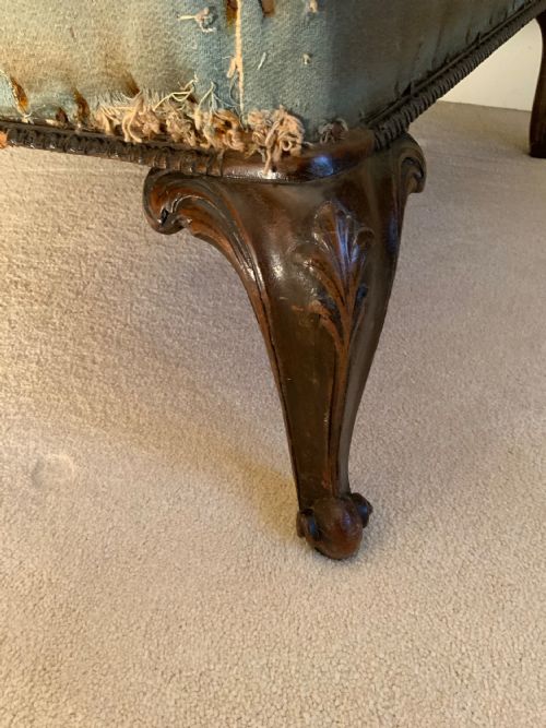VICTORIAN MAHOGANY UPHOLSTERED SETTEE - ADDITIONAL PHOTO 1
