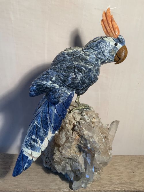 A CARVED STONE PARROT - ADDITIONAL PHOTO 5