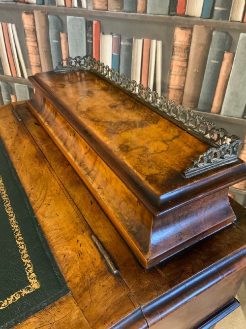 VICTORIAN BURR WALNUT DAVENPORT - ADDITIONAL PHOTO 3