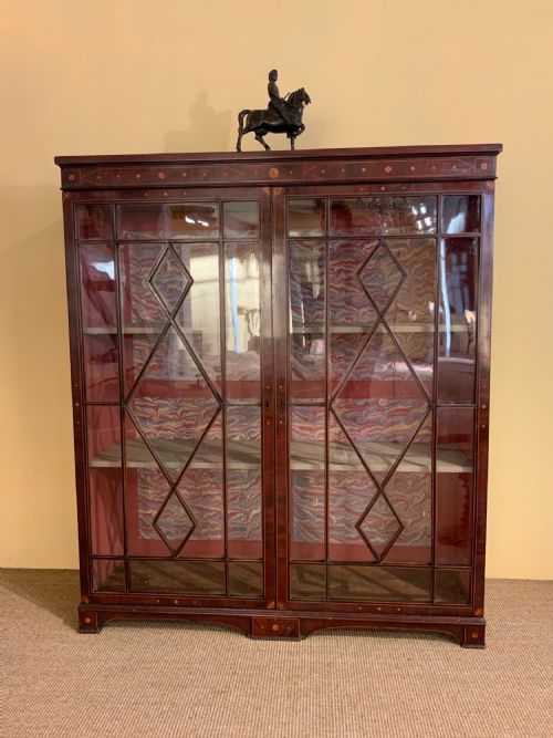 A GEORGIAN MAHOGANY GLAZED BOOKCASE - ADDITIONAL PHOTO 13