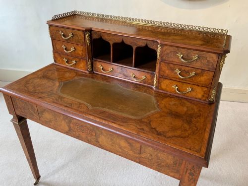 a victorian walnut writing table desk - CATEGORY: ANTIQUE BUREAU - DATED 19TH CENTURY