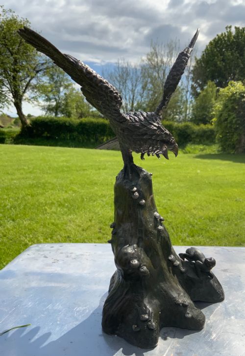 japanese bronze sculpture hawk - CATEGORY: ANTIQUE METAL - DATED 1890