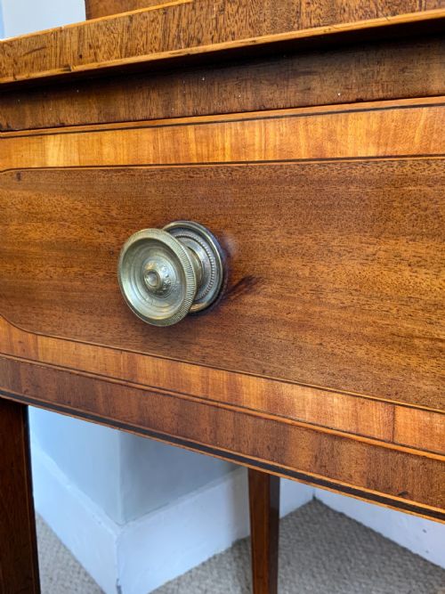 A FINE GEORGIAN MAHOGANY WRITING DESK - ADDITIONAL PHOTO 10