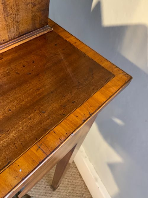 A FINE GEORGIAN MAHOGANY WRITING DESK - ADDITIONAL PHOTO 11