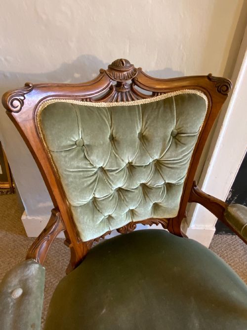 A PAIR OF VICTORIAN WALNUT ARM CHAIRS - ADDITIONAL PHOTO 4
