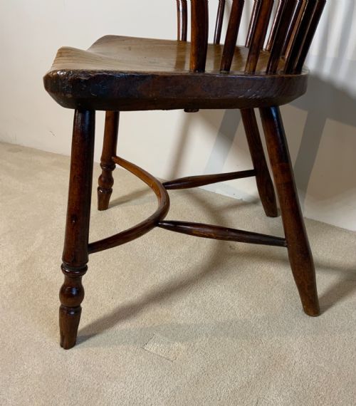 A PAIR OF THAMES VALLEY YEW TREE WINDSOR ARM CHAIRS - ADDITIONAL PHOTO 5