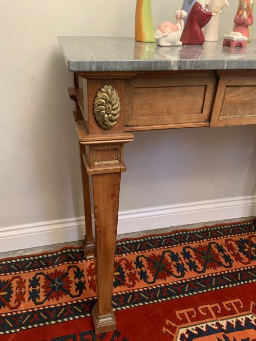 MAHOGANY AND MARBLE CONSOLE TABLE - ADDITIONAL PHOTO 7