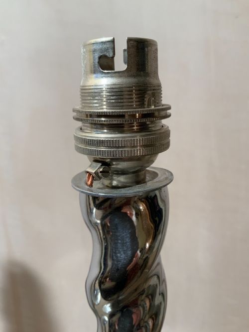 PAIR OF TABLE LAMPS - ADDITIONAL PHOTO 5