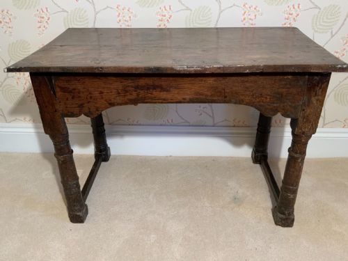17TH CENTURY OAK SIDE TABLE - ADDITIONAL PHOTO 8