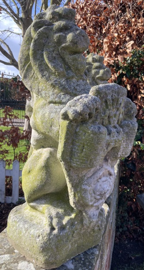 PAIR OF STONE LIONS RAMPANT - ADDITIONAL PHOTO 6