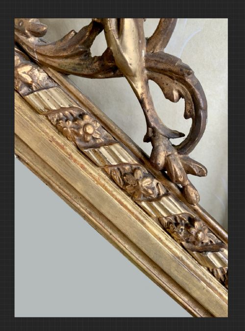A MID 19TH CENTURY GILT FRAMED MIRROR - ADDITIONAL PHOTO 1