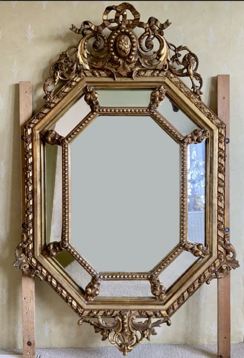 A MID 19TH CENTURY GILT FRAMED MIRROR - ADDITIONAL PHOTO 7