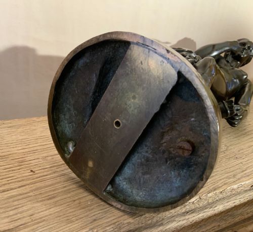 A 19TH CENTURY GRAND TOUR BRONZE SCULPTURE - ADDITIONAL PHOTO 1