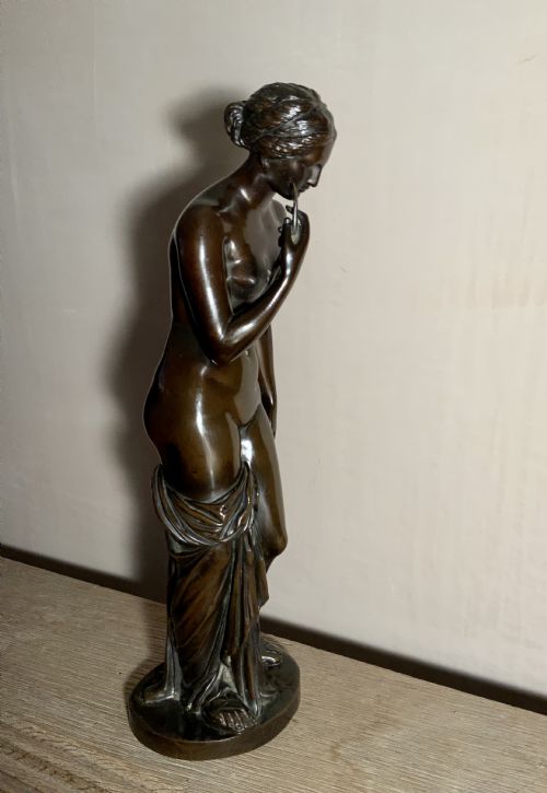 A 19TH CENTURY GRAND TOUR BRONZE SCULPTURE - ADDITIONAL PHOTO 2