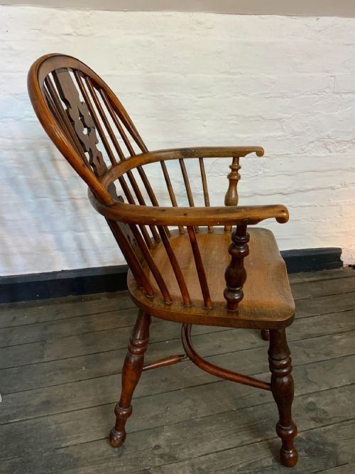 YEW TREE LOW BACK WINDSOR ARM CHAIR - ADDITIONAL PHOTO 6