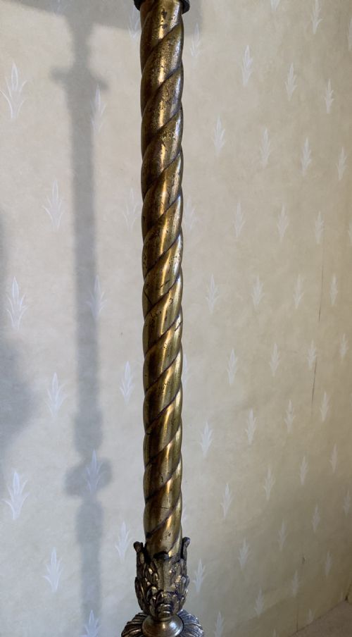 A GILT BRASS STANDARD LAMP - ADDITIONAL PHOTO 6