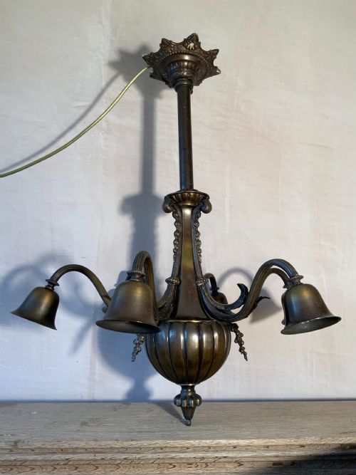 A PATINATED BRONZE CHANDELIER - ADDITIONAL PHOTO 8
