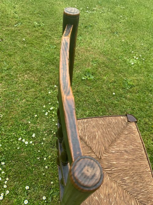 EIGHT EARLY 19TH CENTURY ELM DINING CHAIRS - ADDITIONAL PHOTO 5