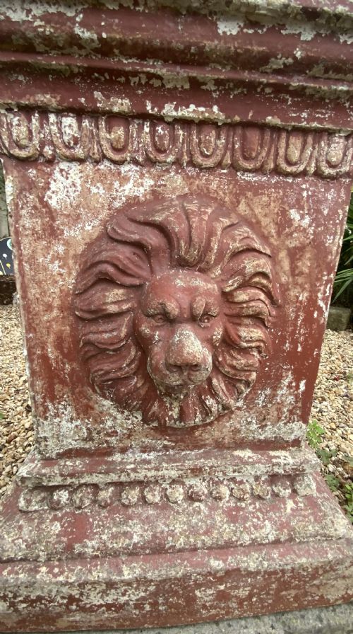 A LARGE TERRACOTTA GARDEN URN ON PLINTH - ADDITIONAL PHOTO 7