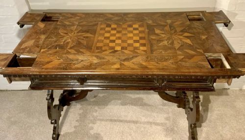 18TH CENTURY WALNUT GAMES TABLE - ADDITIONAL PHOTO 4