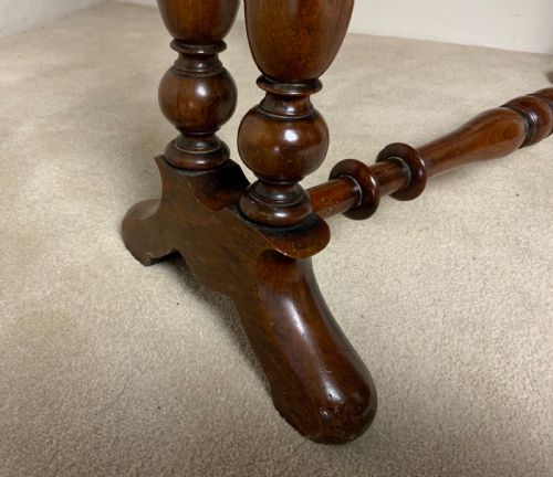 A VICTORIAN WALNUT SUTHERLAND TABLE - ADDITIONAL PHOTO 5