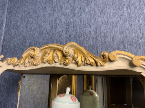 CREAM AND PARCEL GILT FLOOR STANDING SHELVES - ADDITIONAL PHOTO 6