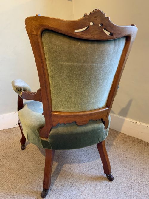 A PAIR OF VICTORIAN WALNUT ARMCHIRS - ADDITIONAL PHOTO 12