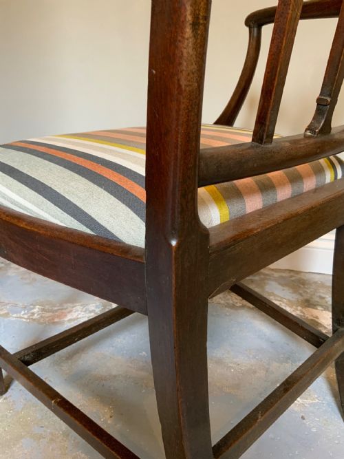 GEORGIAN MAHOGANY ARM CHAIR - ADDITIONAL PHOTO 8