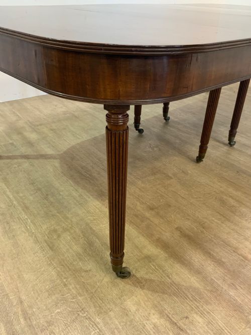 GEORGIAN MAHOGANY DINING TABLE TO SEAT 10 - ADDITIONAL PHOTO 1